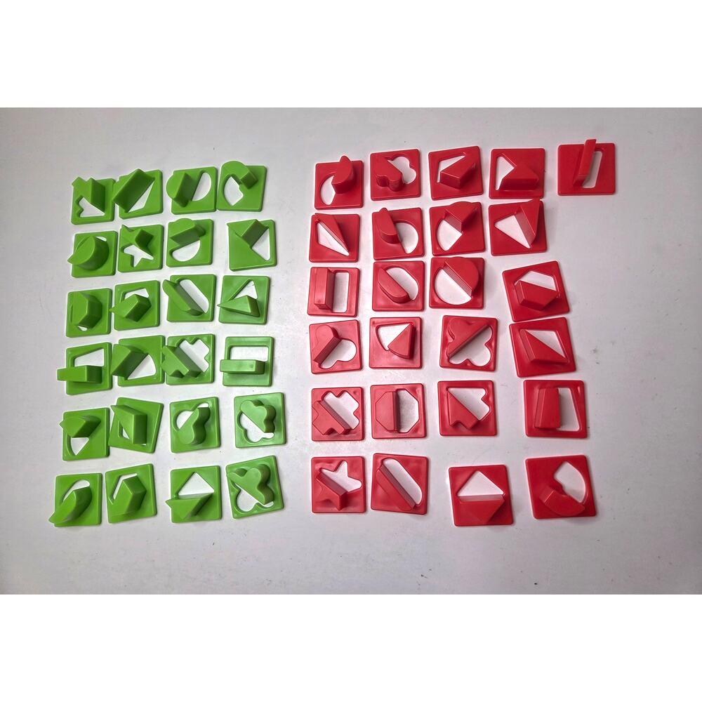 Replacement Pieces for Duel Perfection Game - Red & Green Shapes - Picture 3 of 3